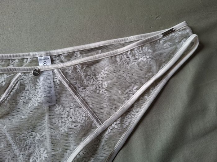 Primark briefs