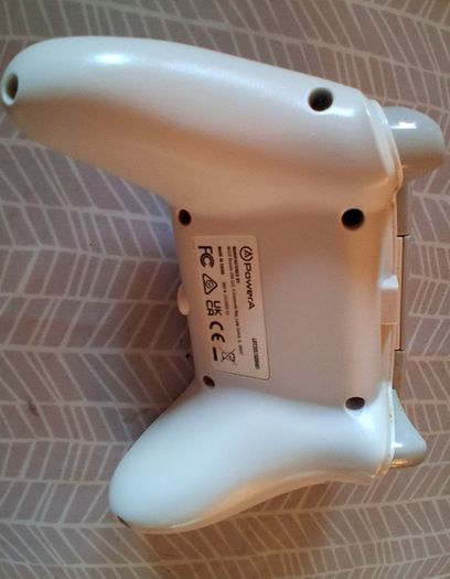 White PowerA Enhanced Wired Controller for Xbox