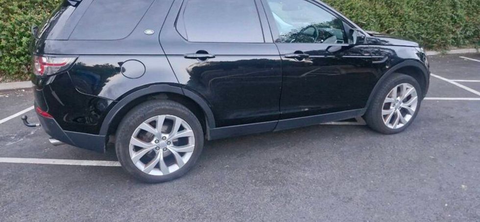 Land rover discovery sport