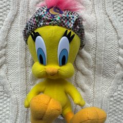 Vintage Tweety Bird Genie Plush Toy Looney Tunes Stuffed Animal 1999 NO Rug and Gilet Used Please look at the pictures