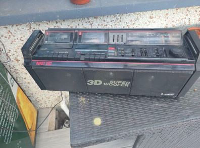 Hitachi 3D Super Woofer retro radio Cassette Recorder