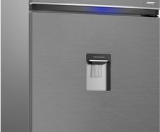 Large Beko Fridge Freezer (650L)