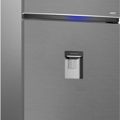 Large Beko Fridge Freezer (650L)