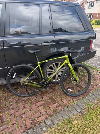 Gravel bike Brand new(maybe 5 miles)