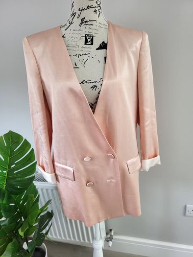 Lapell-less satin salmon jacket REDUCED