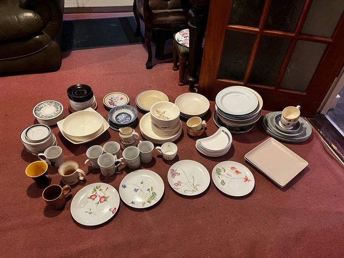 plates, bowls and mugs