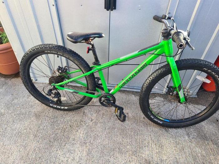 Cannondale Cujo 24 inch wheels kids mountain bike