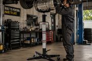500KG Hydraulic Transmission Jack  Heavy Duty Gearbox Lift with Foot Pedal &amp; Adjustable Height