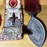 three vintage collectable religious items (n), tub 3 Image 3