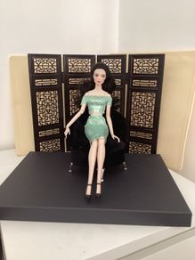 dolls
