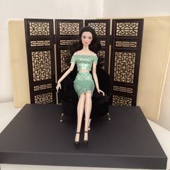 dolls