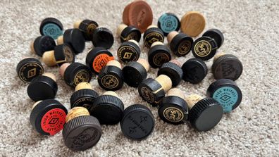 Whiskey-whisky cork/corks used - 50+ pcs