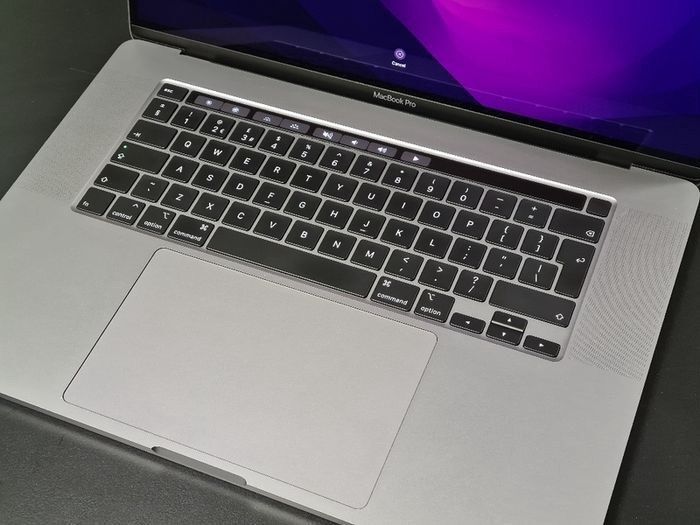 MacBook Pro 16 inch i7 Laptop Notebook 512GB 16GB Ram