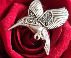 sterling silver humming bird brooch