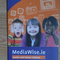 New - A Safe food MediWise.ie Booklet - Content Page in Pictures