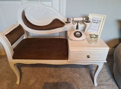 Audio Guestbook with Seat for Hire