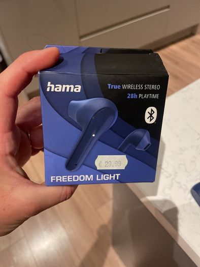 Bluetooth earbuds