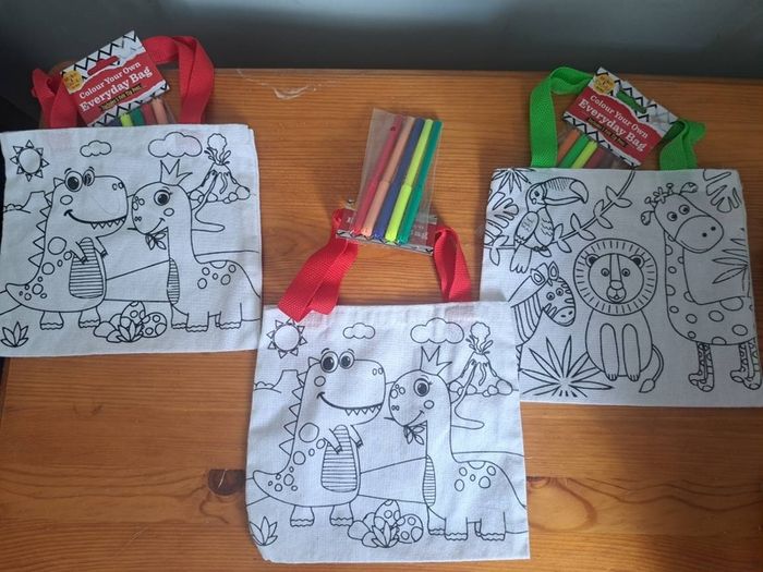Party bag favours
