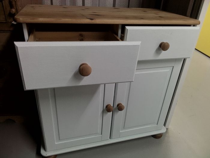 Pine Unit/Sideboard/Locker