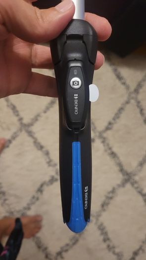 Benro BK15 Mini Tripod / Selfie Stick 25euro