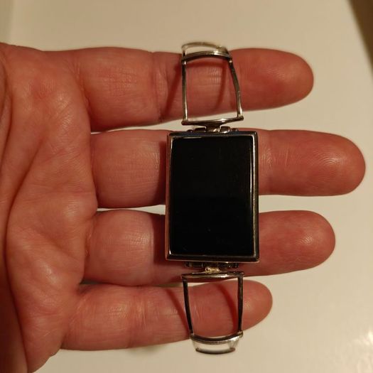 Vintage silver bracelet with onyx stone