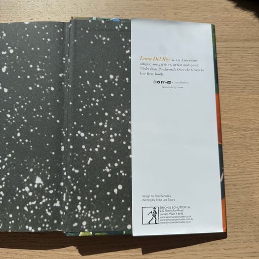 Lana Del Rey Poetry Book - Violet Bent Backwards Over The Grass