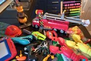 toys