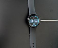 Google Pixel Watch 2