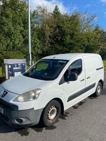2011 Peugeot Partner