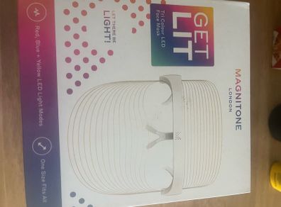 LED mask