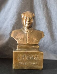 Small vintage bronze bust of chairman mao