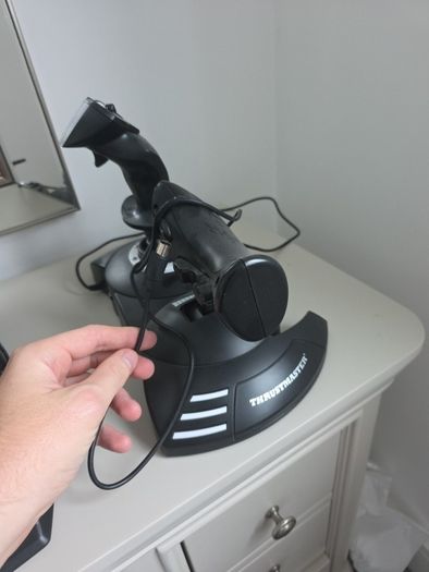 thrustmaster T flight- flight controls Xbox