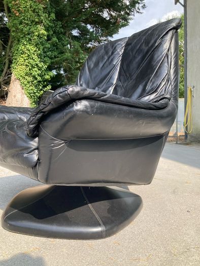Mid Century Swivel Lounge Chair - Warehouse and Showroom Open Saturday  15th August 12 till 4pm 12 till 4pm Eircode R95T227