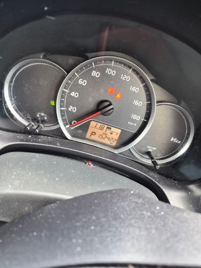 2013 Toyota Vitz