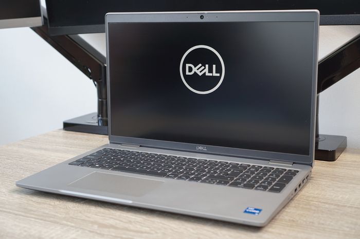 Dell Precision 3560 15.6" Workstation | i5-1135G7 | 16GB RAM | 256GB SSD | 100% Battery