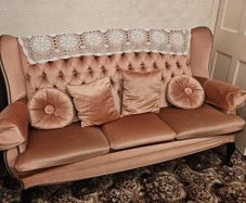 Queen Anne couch with two matching arm chairs