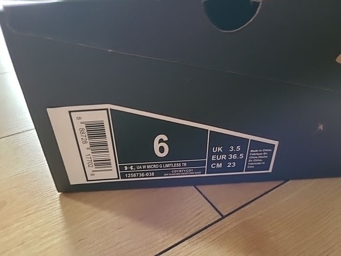 Ladies Under Armour Trainers Size 3.5 NEW in box