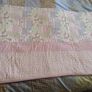 Lovely Floral Faux-Patchwork Style Quilt in Excellent Condition Image 7