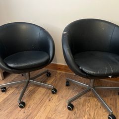 2 tub chairs