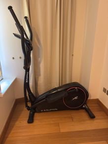 Reebok ZR8 Elliptical Cross Trainer