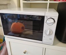 Microwave 700W