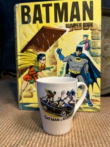 Batman & Robin Mug (1966) + Batman Bumper Book