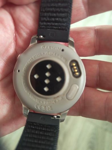Garmin Venu 4- 41mm  smart watch