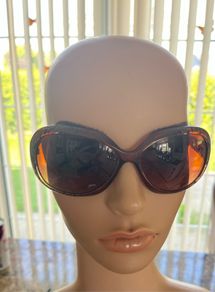 Foster grant sun glasses