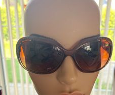 Foster grant sun glasses