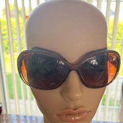 Foster grant sun glasses