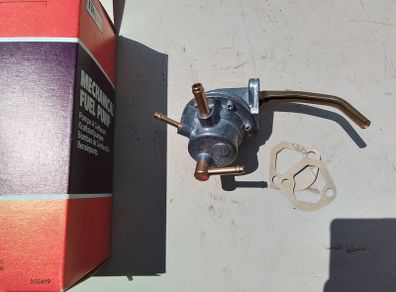 Mazda 323 Fuel Pump.