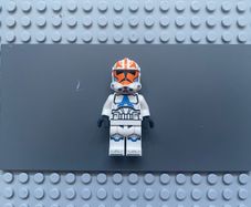 lego Star Wars sw1097 Clone Trooper, 501st Legion, 332nd Company (Phase 2) minifigure- Togruta Helmet Markings