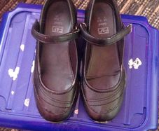 girls shoes