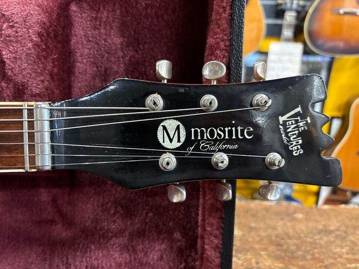 Mosrite Ventures Model Super Custom '65 Sunburst